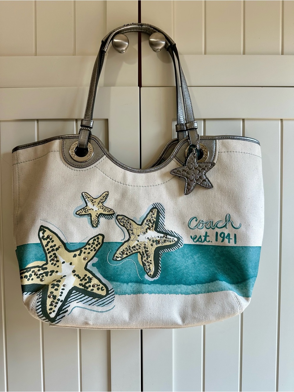 Coach Starfish Beach Canvas Tote F19212 RARE in great condition